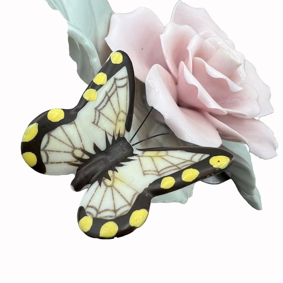 Vintage Porcelain Sculpture Realistic Rose with Butterfly Figure Paperweight Dis - Picture 4 of 7